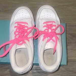 Nike Kids Sneakers - White and Pink